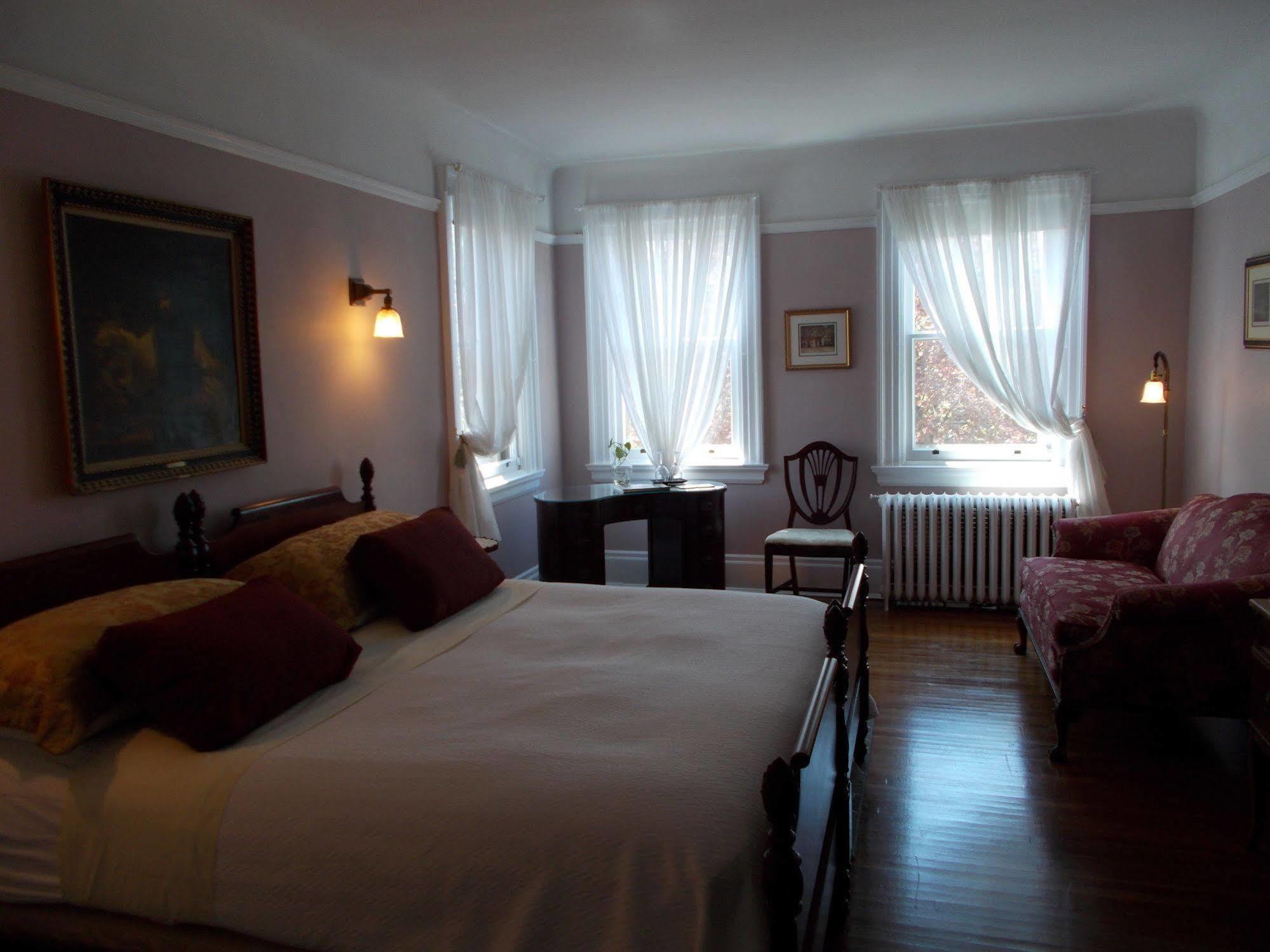 Springbank House Inn Saint Catharines ภายนอก รูปภาพ